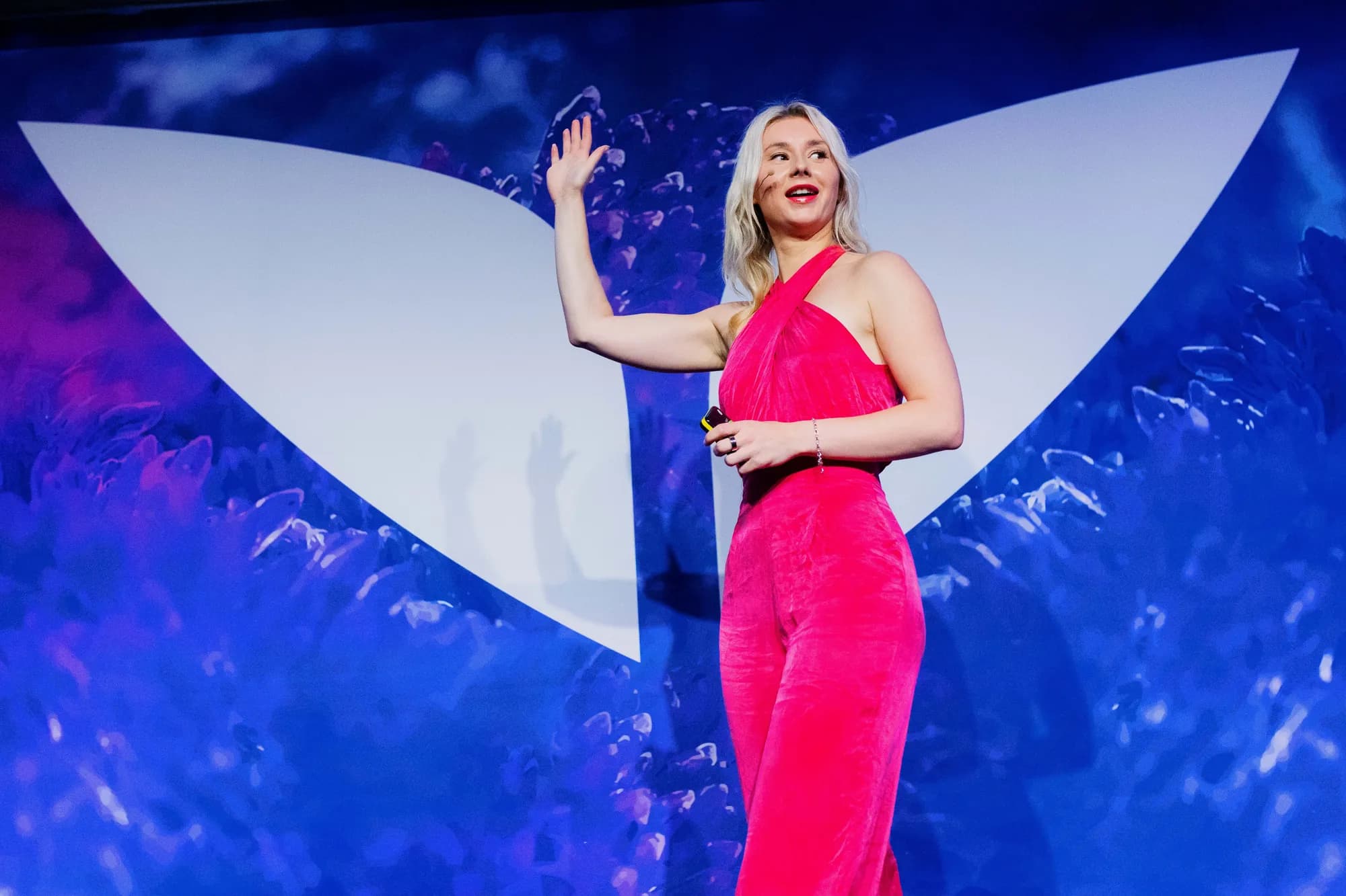 Anna Lindfors speaking on stage