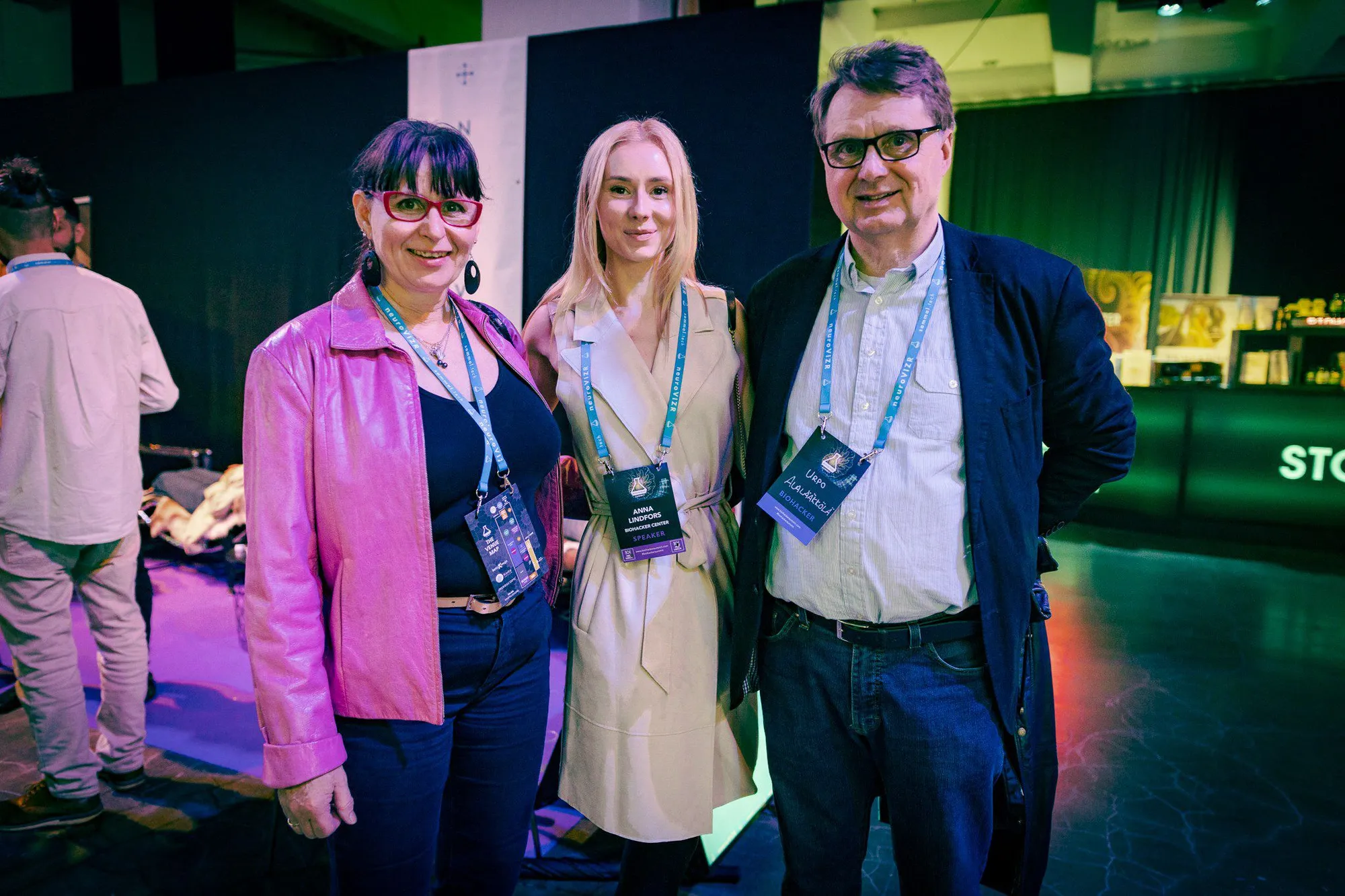 Anna Lindfors with her parents